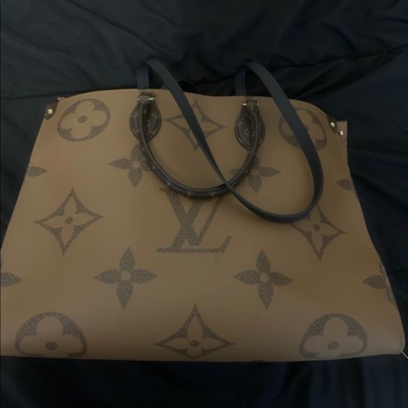 Louis Vuitton ‘On the Go’ GM reverse pattern - Picture 3 of 8